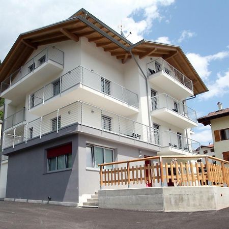 Casa Ai Stabli Διαμέρισμα Mezzana  Εξωτερικό φωτογραφία