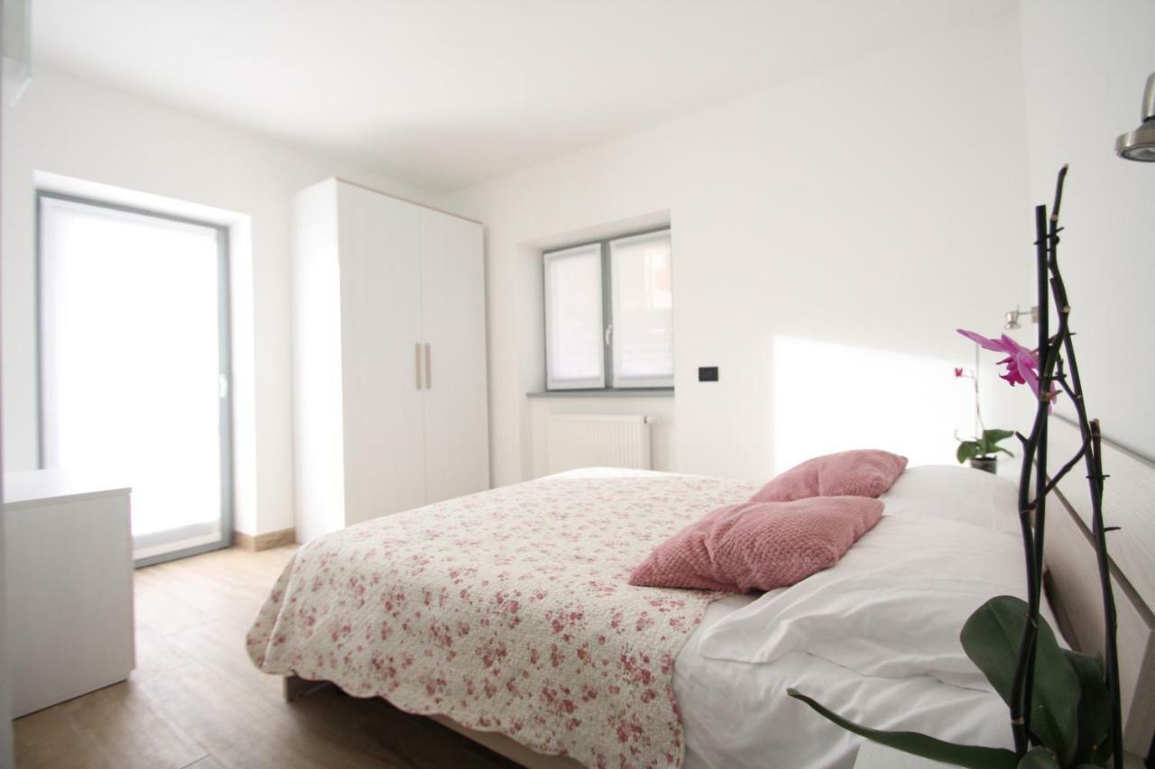 Casa Ai Stabli Διαμέρισμα Mezzana  Εξωτερικό φωτογραφία