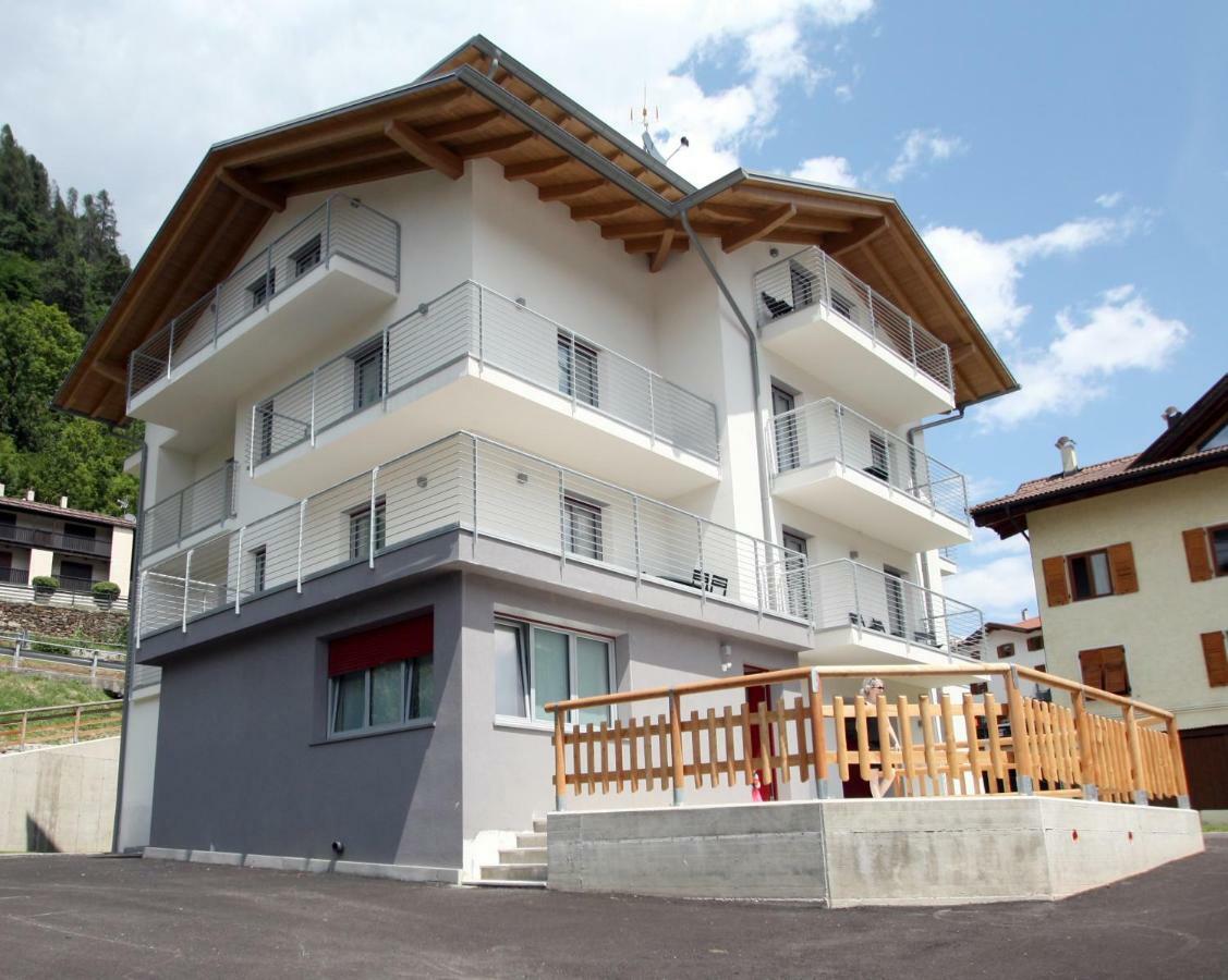 Casa Ai Stabli Διαμέρισμα Mezzana  Εξωτερικό φωτογραφία